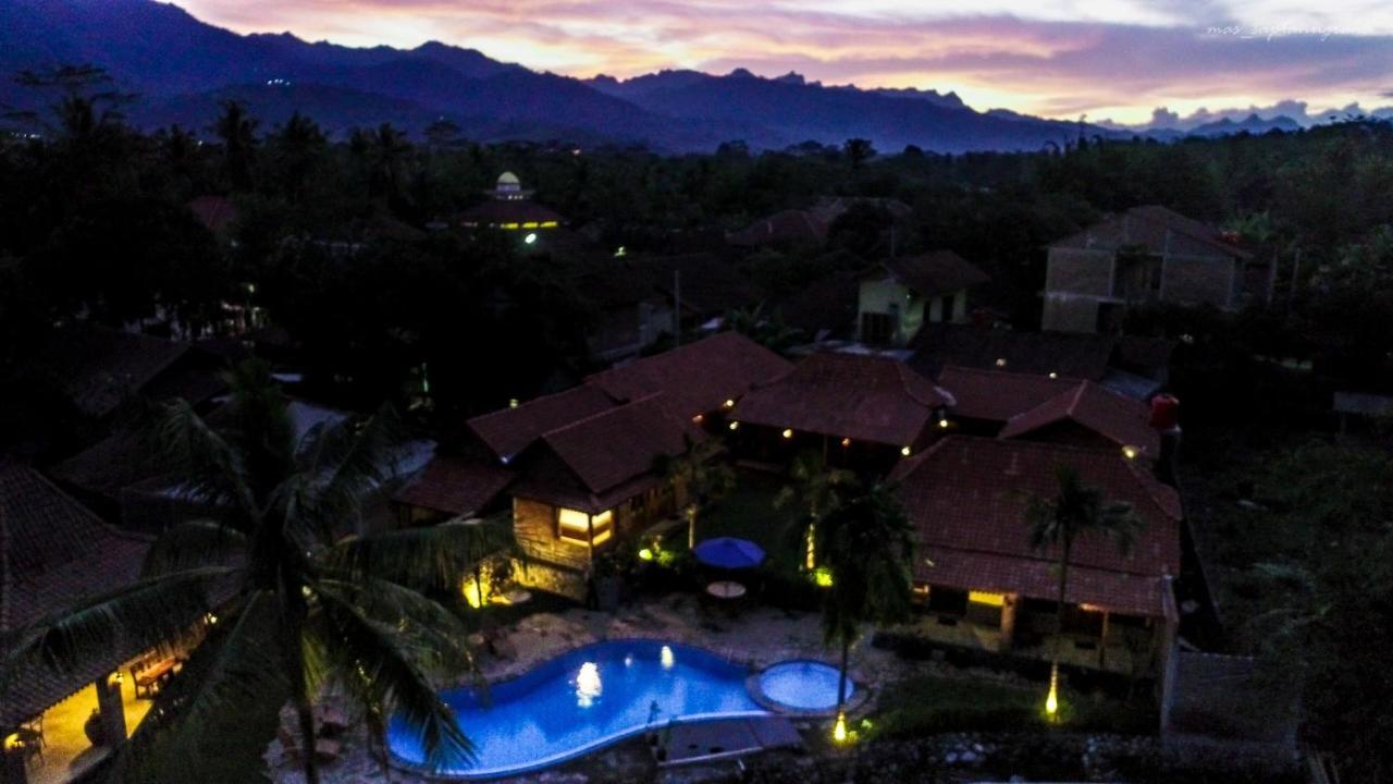 Gopalan Borobudur Hotel Magelang Eksteriør billede